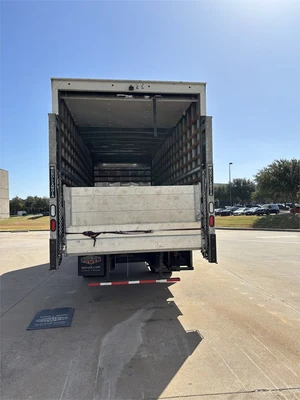 Used 2022 ISUZU "FTR" VAN BODY TRUCK - DIESEL (2022) Box trucks Texas US | MachineryMax #1488284