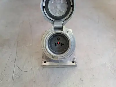NEW CROUSE-HINDS ENR5201 M4