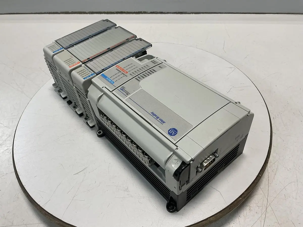 USED ALLEN BRADLEY 1764-24BWA