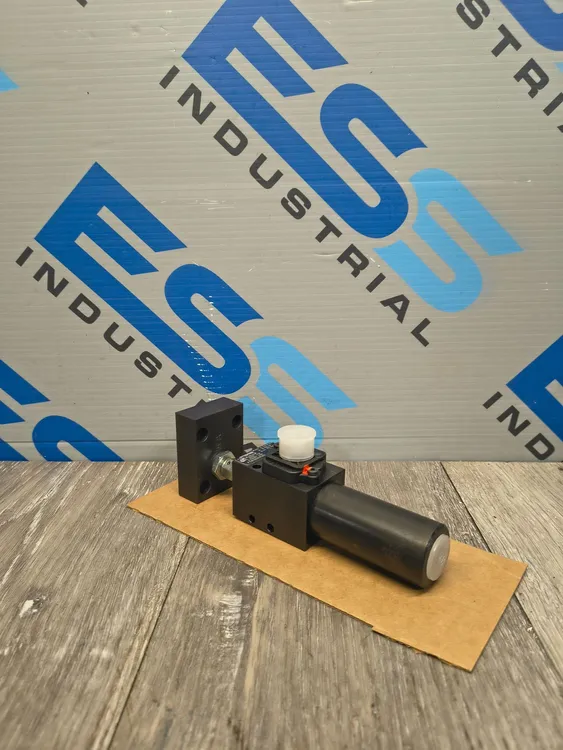Used PARKER PSB100AV1A5 Pressure Switches South Carolina US | ESS Industrial Equipment Sales #1270032