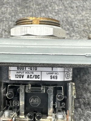Used Allen-Bradley 800T-3TZ Miscellaneous MRO California US | Davliegogo LLC #1708434