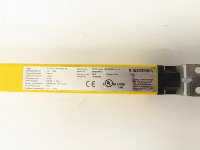 Schmersal SLC440COM-ER-0890-14 Safety Light Curtain Transmitter & Receiver Set