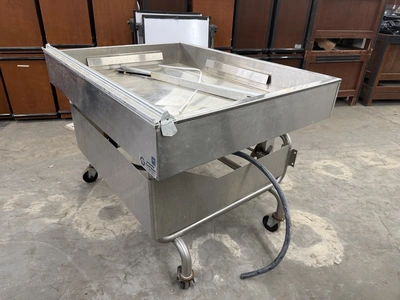Used _UNKNOWN_ _UNKNOWN_ Food Displays Michigan US | Miedema Asset Management Group #1487842