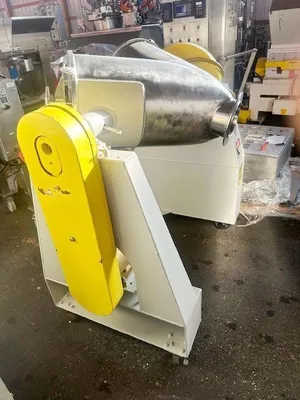 USED PATTERSON-KELLEY TWIN SHELL DRY BLENDER