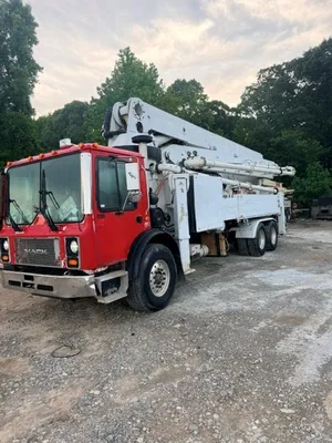 Used 2004 SCHWING BPL2023- 8/KMV39X Concrete Pumps Colorado US | Concrete Pump Depot #1393881