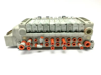 USED SMC PLUG-IN MANIFOLD