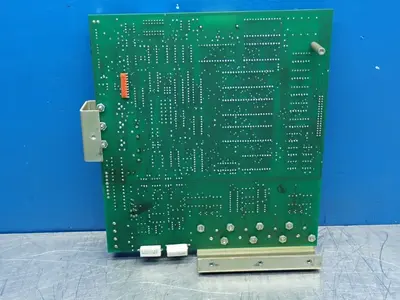 USED HAAS AUTOMATION 323051E