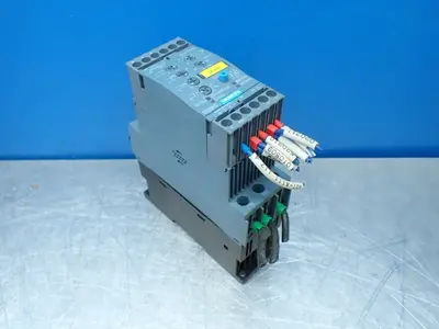 USED SIEMENS 3RW40271BB04