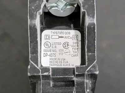 USED SQUARE D QOB115