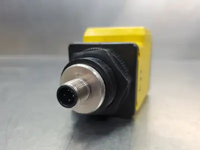 BANNER OPBT2QDH 10-30VDC POWER MODULE W/OSBD OPERATING HEAD MODULE. 3E-26