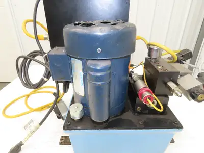 Vektek Vector Flo Hydraulic Manual Workholding Pump Power Pack 2.5gal 5000psi