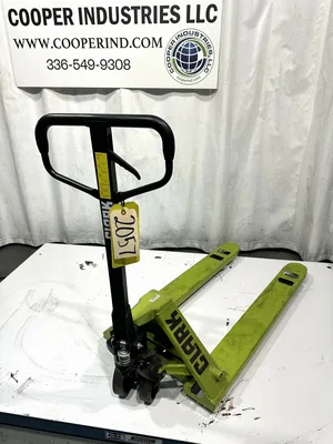 Used _UNKNOWN_ _UNKNOWN_ Pallet Jacks West Virginia US | Cooper Industries #1409459