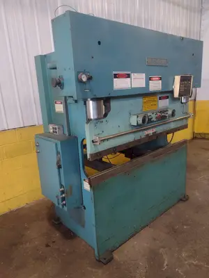 60 TON X 6' WYSONG MODEL 6H60-72 HYDRAULIC PRESS BRAKE