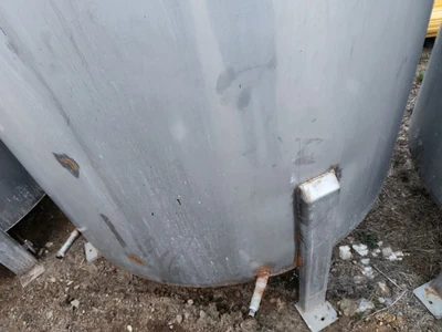 USED Stainless 600 Gallon