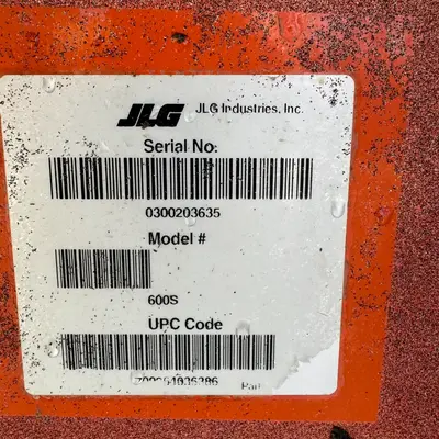 USED 2015 JLG 600S