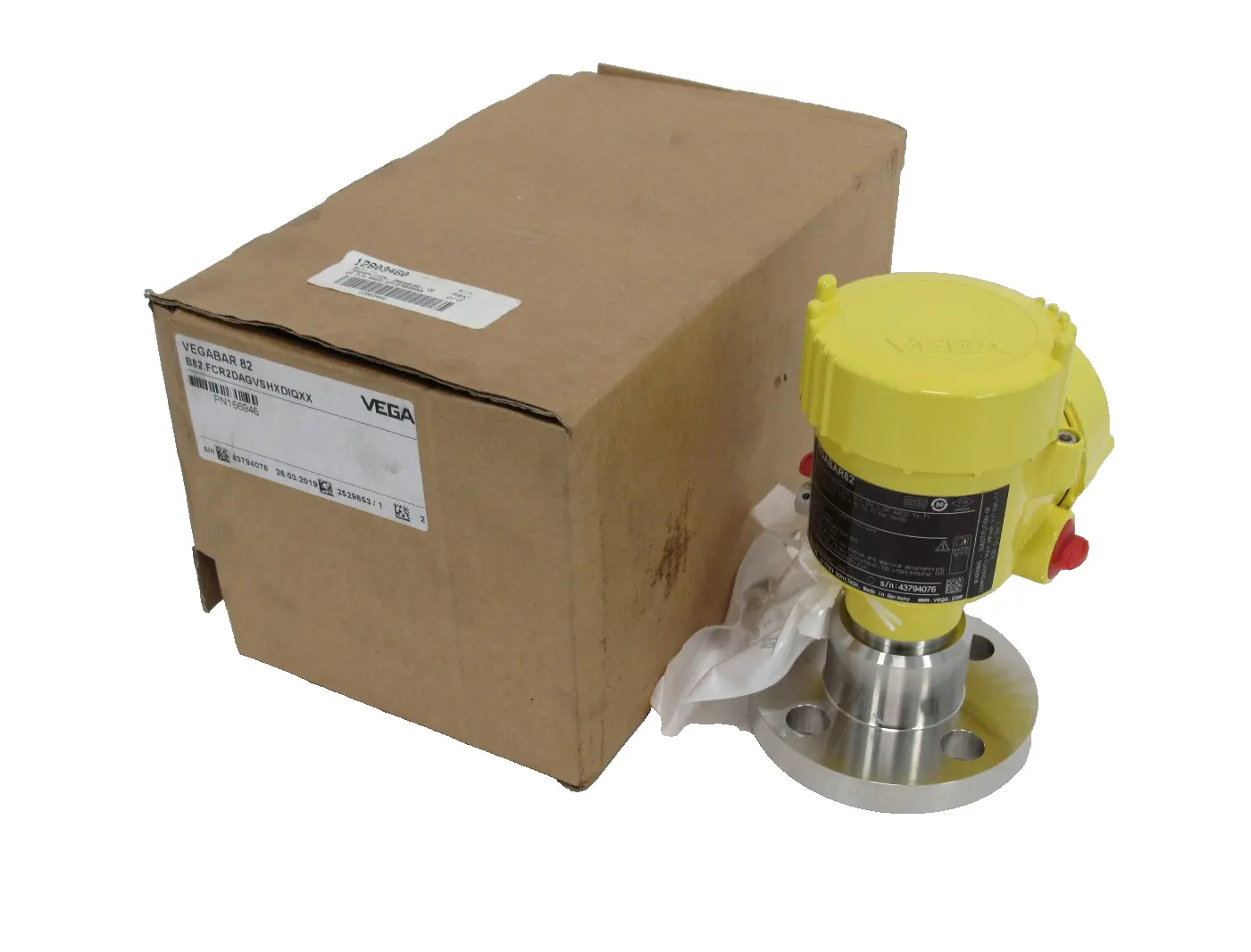 NEW VEGA VEGABAR82 PRESSURE TRANSMITTER B82FCR2DAGVSHXDIQXX PN166946