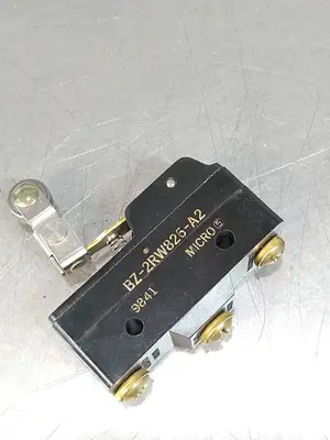 Micro Switch BZ-2RW826-A2 Limit Switch Loc4D24/2