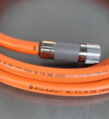 Allen Bradley 2090-CSBM1DG-14AF03/A Servo Power Cable Loc5E38