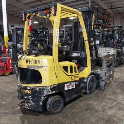 USED 2021 HYSTER S50FT