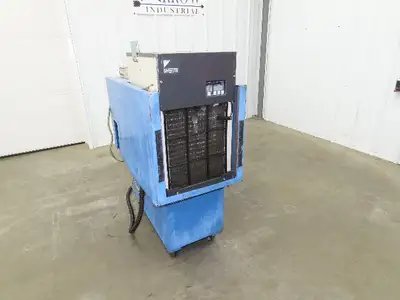 Daikin AKJ189 Inverter Hydraulic Oil Chiller Temp Regulator 220V 3Ph 20 Gal Tank