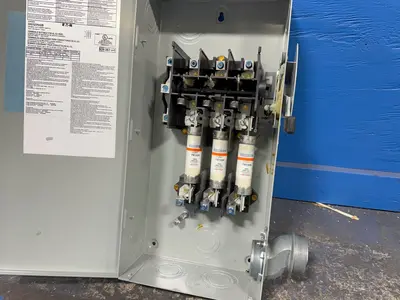 Used EATON DG323NGB Disconnects Ohio US | HGR 24 #1284748