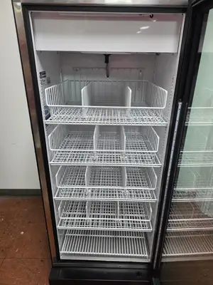 Used True _UNKNOWN_ Display Freezers Illinois US | Falcon Restaurant Supply #1395330