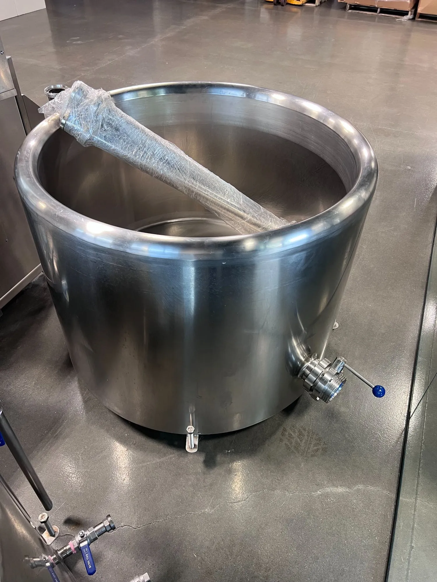 USED CUSTOM BUILT Tank