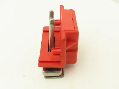 Allen Bradley 440G-A36050 Spartan Switch Actuator Catch Retainer Guide  Lot of 2