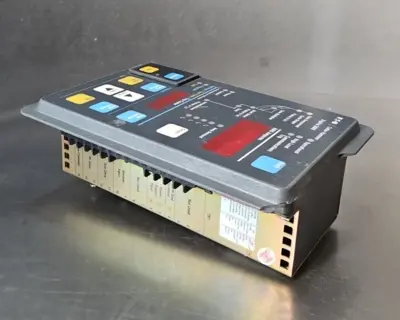 Eaton Cutler Hammer Digitrip 3000 Protective Relay (BIN144)