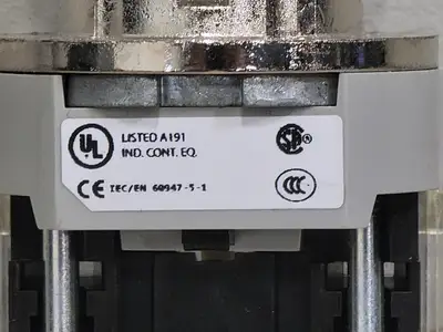 USED ALLEN-BRADLEY 800T-H3311A