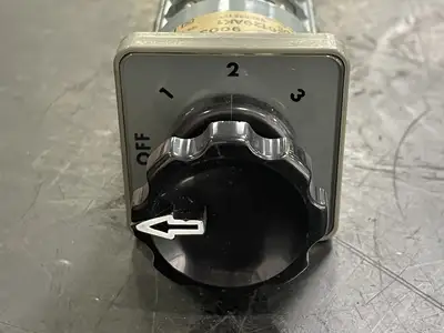 NEW SQUARE D 9003 ZE6129AK1