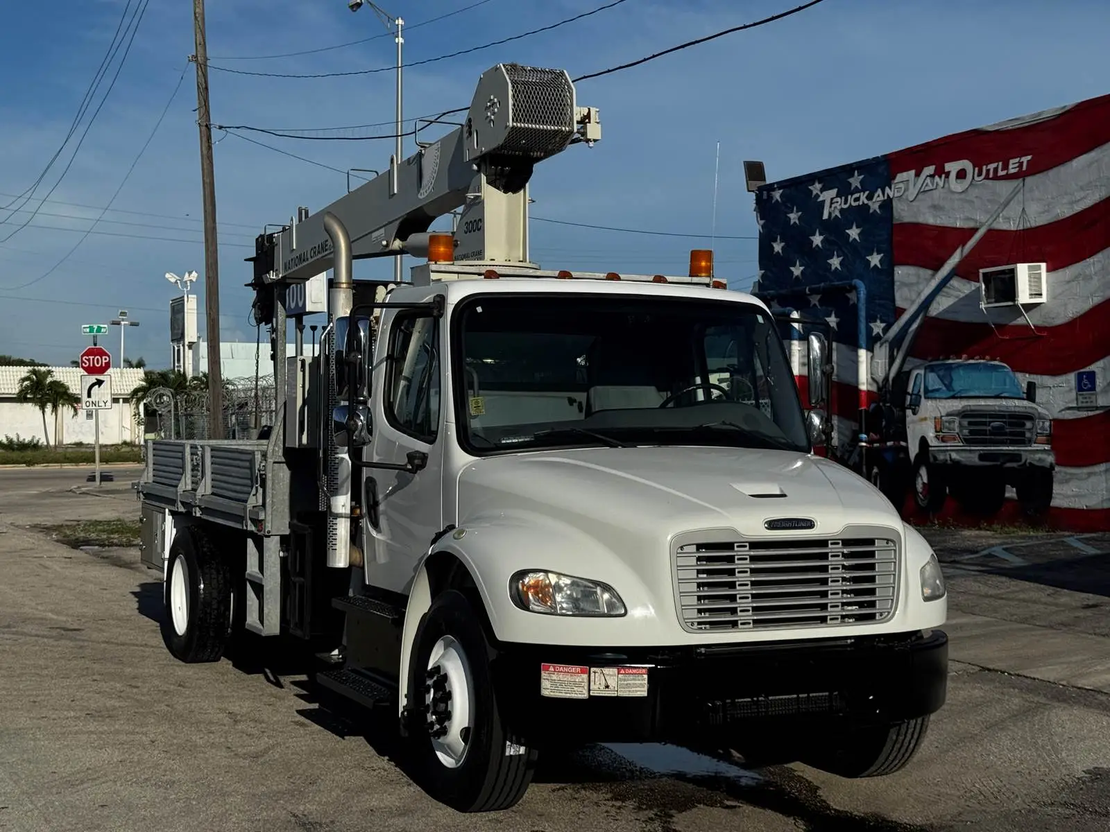 Used 2014 NATIONAL 300C Truck-Mounted Cranes Florida US | Truck and Van Outlet #1509145