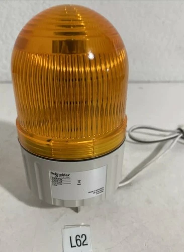 NEW Schneider Electric LAXE-24