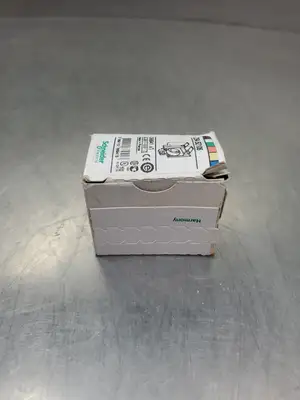 USED Schneider Electric ZB4 BZ105 Contactor Switch Module