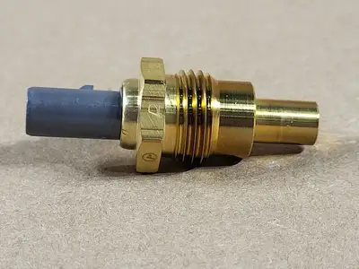 NEW TOYOTA GENUINE PARTS 83420-16040
