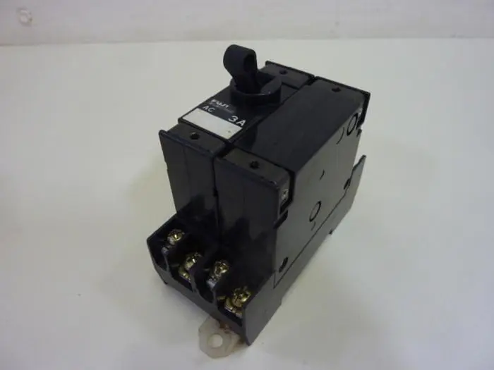 Used FUJI ELECTRIC CP32E/3WP Circuit Breakers Michigan US | Ideal Machinery #599204