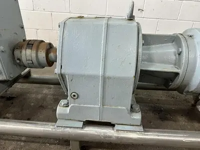 USED WAUKESHA FLUID HANDLING 220