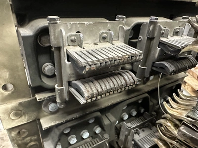 General Electric AK-T-2A-50 Air Circuit Breaker. Family AK; 3 Po