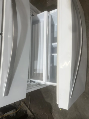 USED WHIRLPOOL GOLD SERIES 4 DOOR