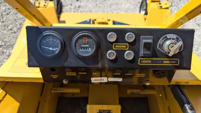USED HUSTLER 6400 HILLSIDER