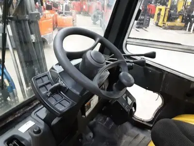 USED 2021 YALE GLP080