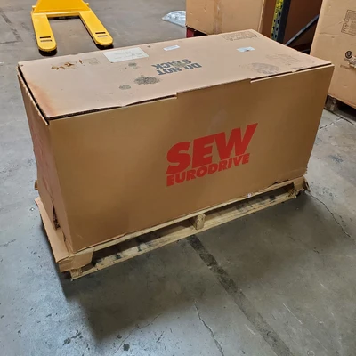New | in-Stock Sew Eurodrive MDX60A1320-503-4-00 w/ MDX61B-00/0T Servo Motors California US | American Industrial Supply Co. #1377123