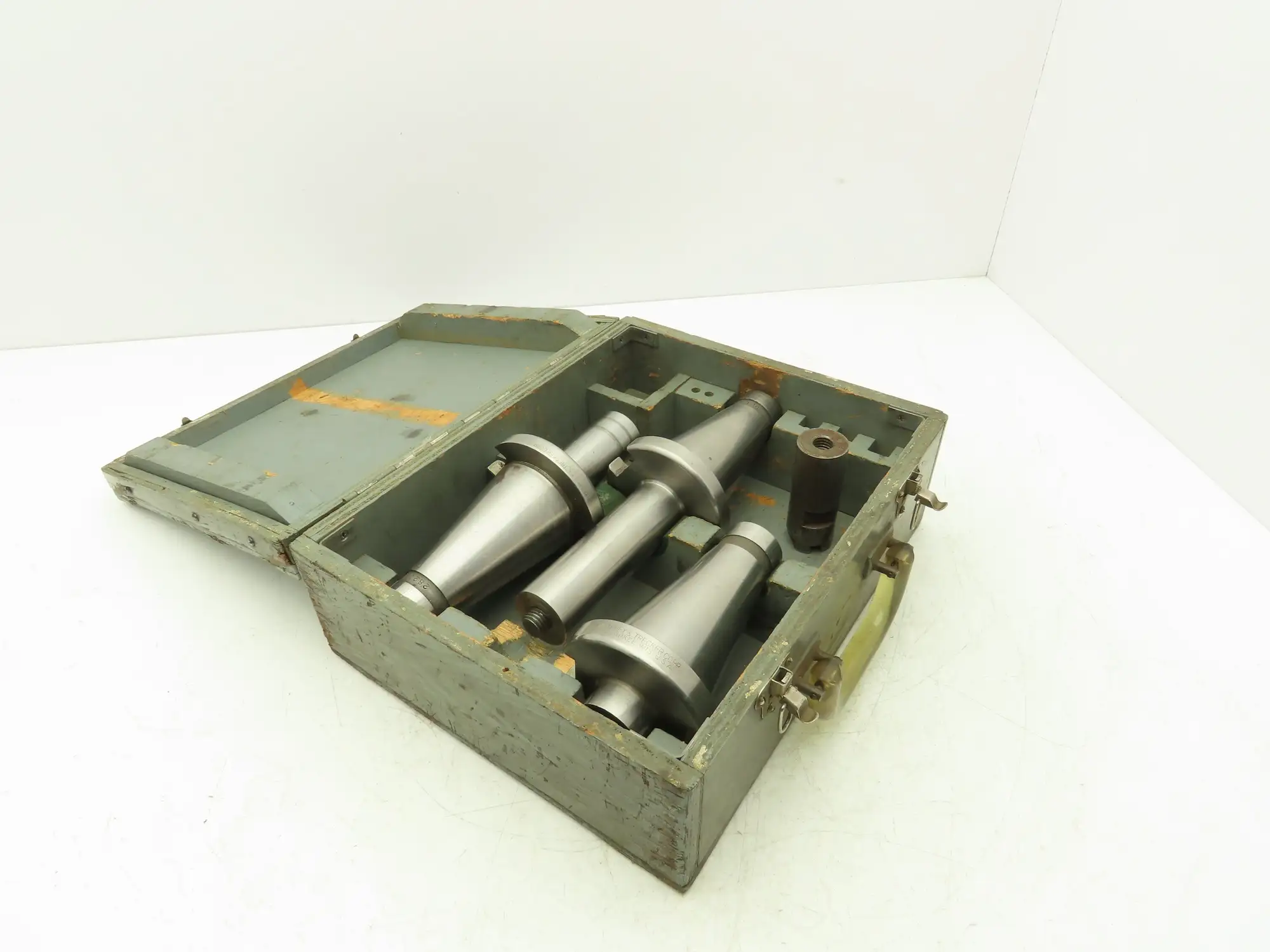 Kearney Milling Tool Holder Cat 50 Taper 5/8"-11 Extended Reach Lot of 3