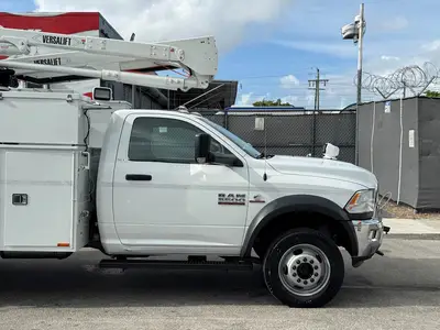 Used 2017 RAM 5500 Bucket (boom) trucks Florida US | Truck and Van Outlet #1509174