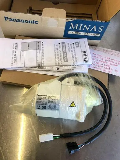 PANASONIC AC SERVO MOTOR MQMA011C1Q