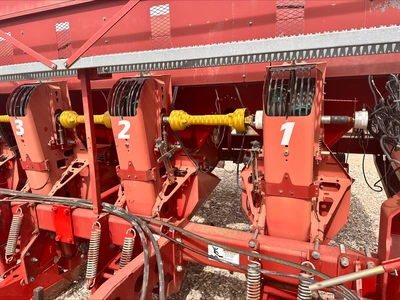 Used _UNKNOWN_ _UNKNOWN_ Planters Idaho US | Tri-Steel Manufacturing #1557067