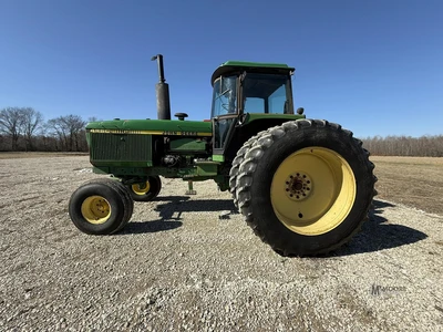 Used JOHN DEERE 4850 Agricultural Tractors Tennessee US | Moore Equipment #1517284