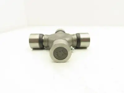 Spicer 5-155X Greaseable Driveshaft U-Joint 1-1/8" Bearing Cap Diameter Lot of 2