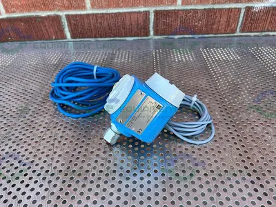 USED ENDRESS + HAUSER CPM431 MYPRO 2-WIRE PH/ORP TRANSMITTER W/ DIGITAL DISPLAY