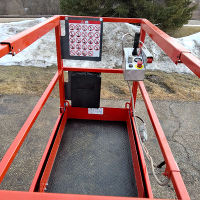 USED 2014 Skyjack SJ3219
